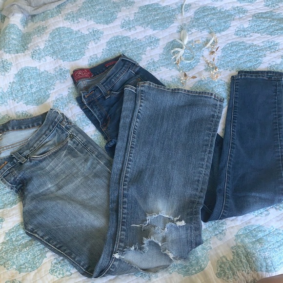 2 pairs of lucky jeans! Size 2 - Picture 2 of 5